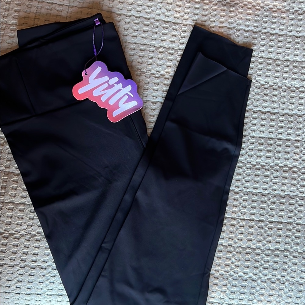 YITTY - Ultra Smooth Black Leggings NWT
